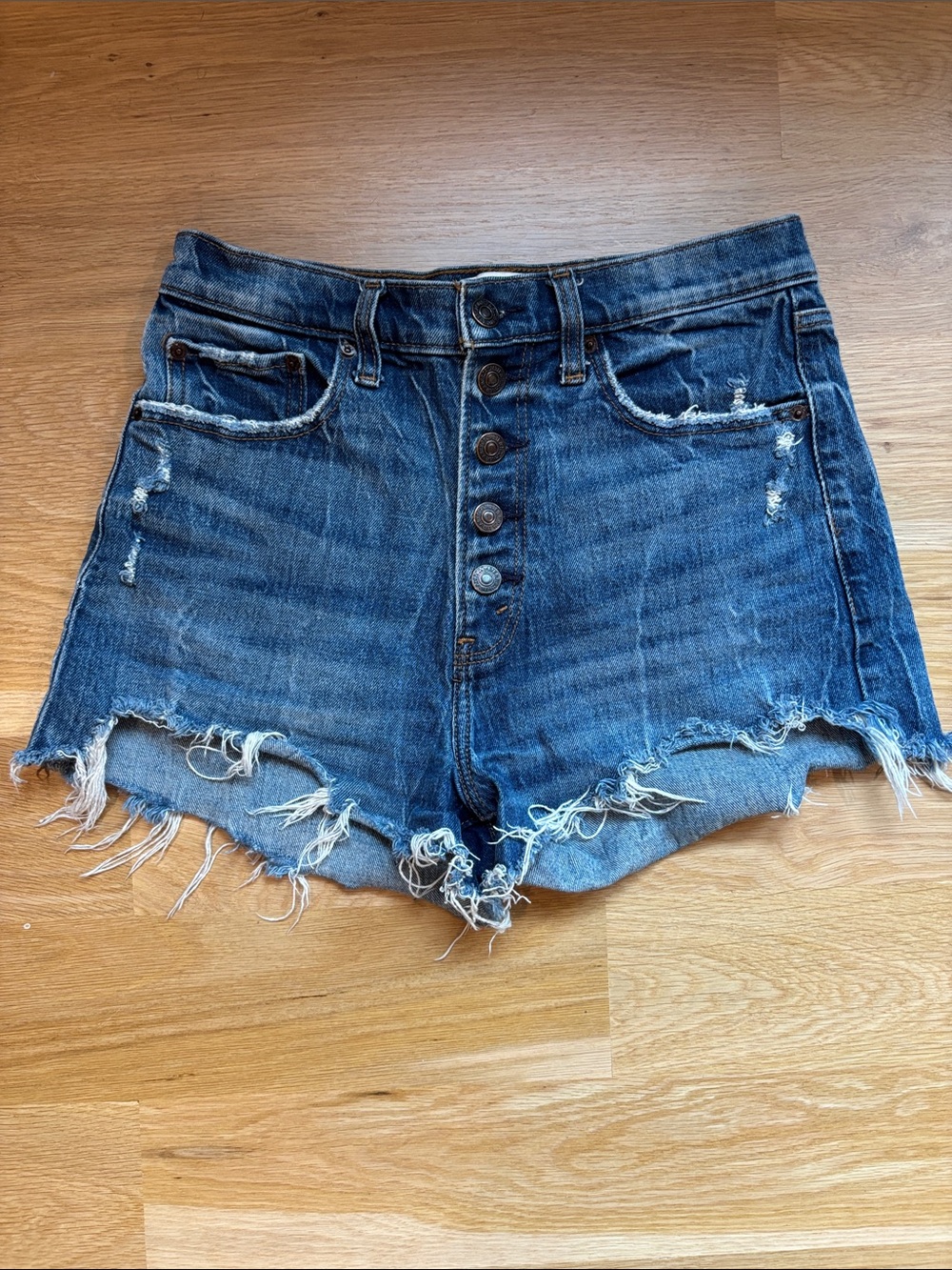 Abercrombie & Fitch High-Rise Mom Shorts - Blue